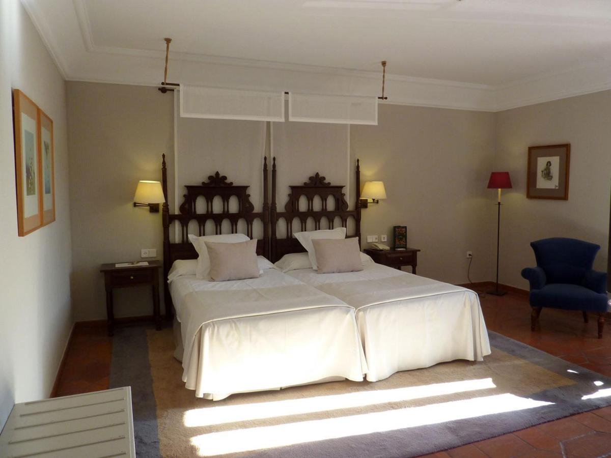 Parador De Cuenca Куенка Екстериор снимка