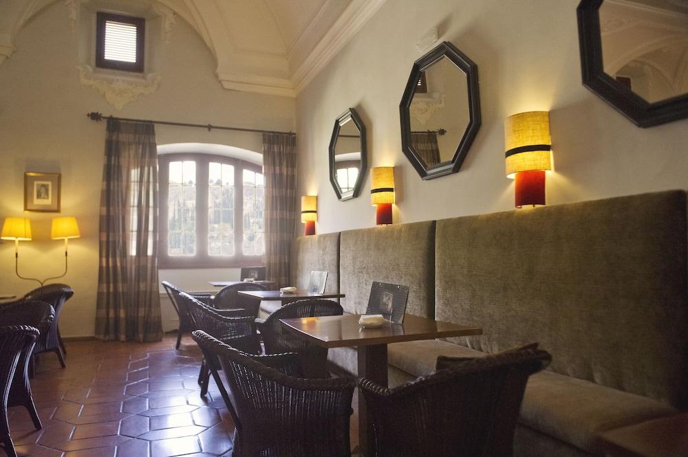 Parador De Cuenca Куенка Екстериор снимка