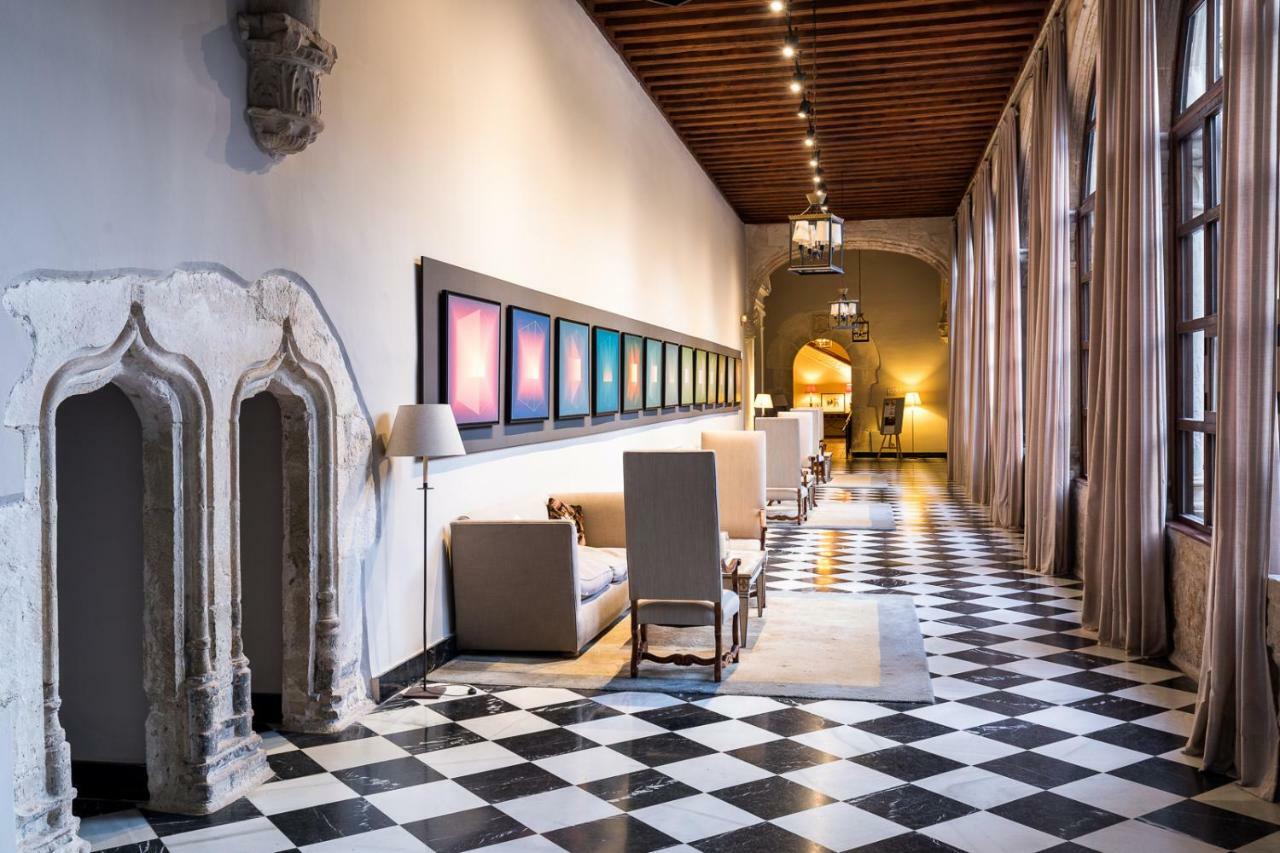 Parador De Cuenca Куенка Екстериор снимка